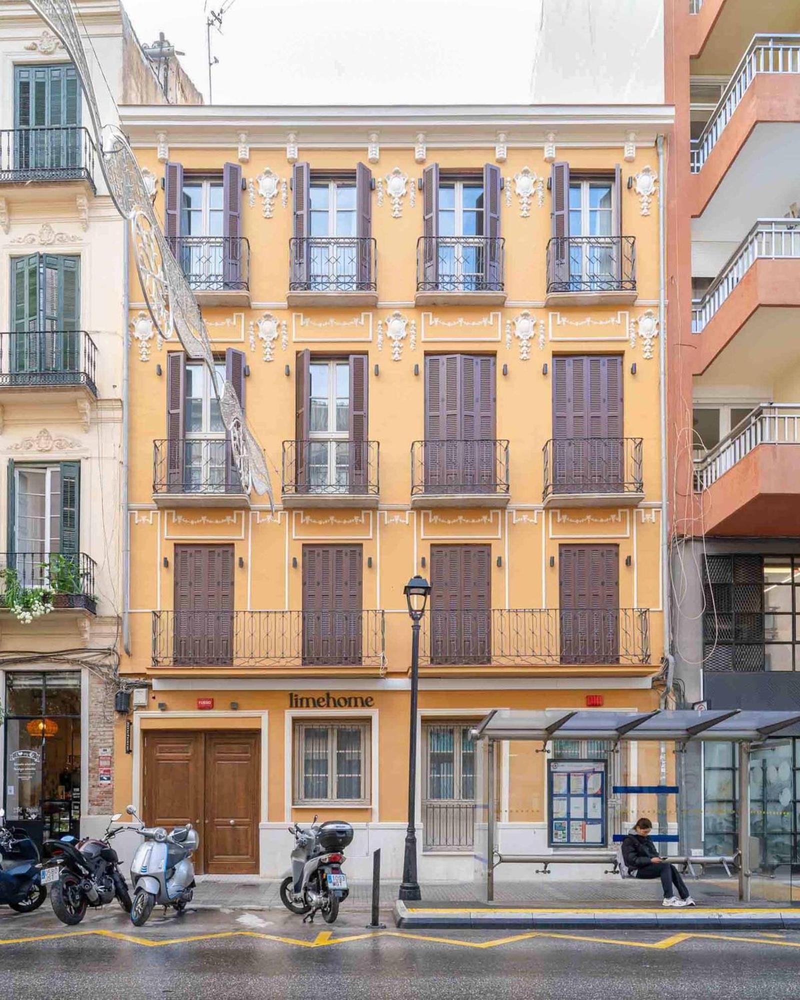 Limehome Malaga Calle Victoria Ngoại thất bức ảnh