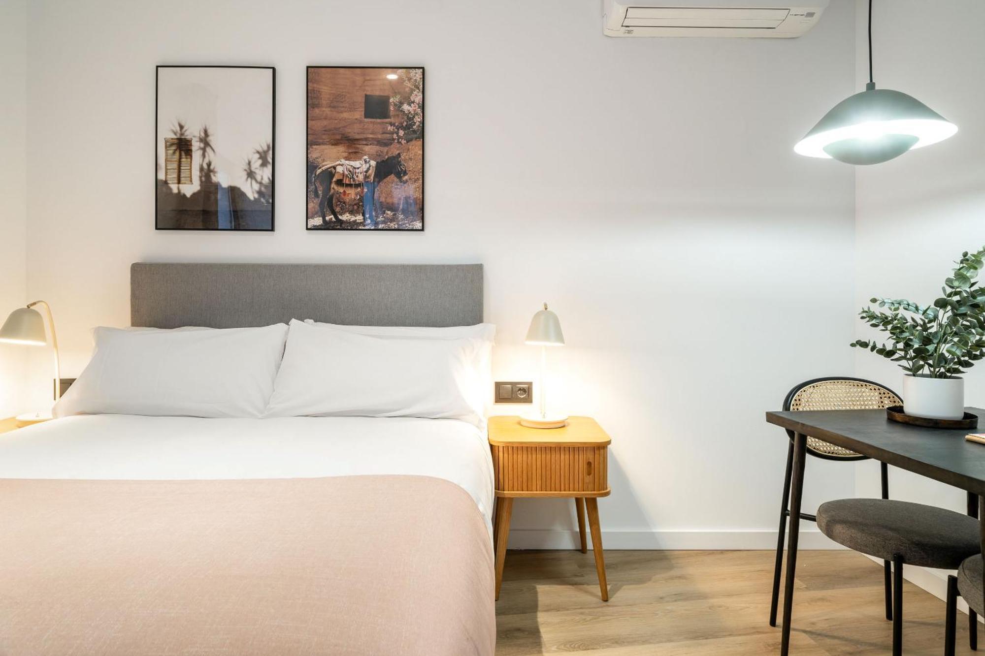 Limehome Malaga Calle Victoria Phòng bức ảnh