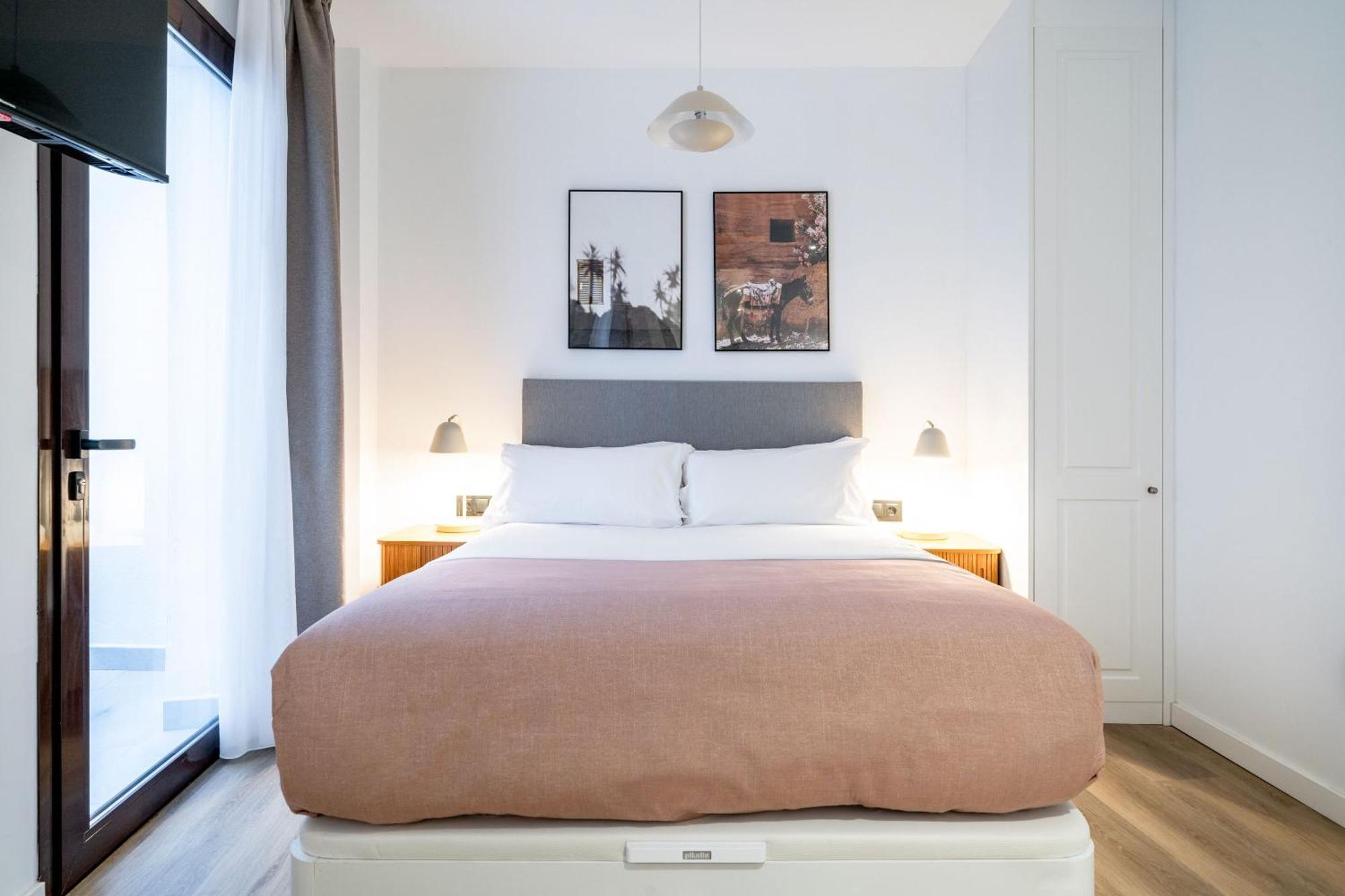 Limehome Malaga Calle Victoria Phòng bức ảnh