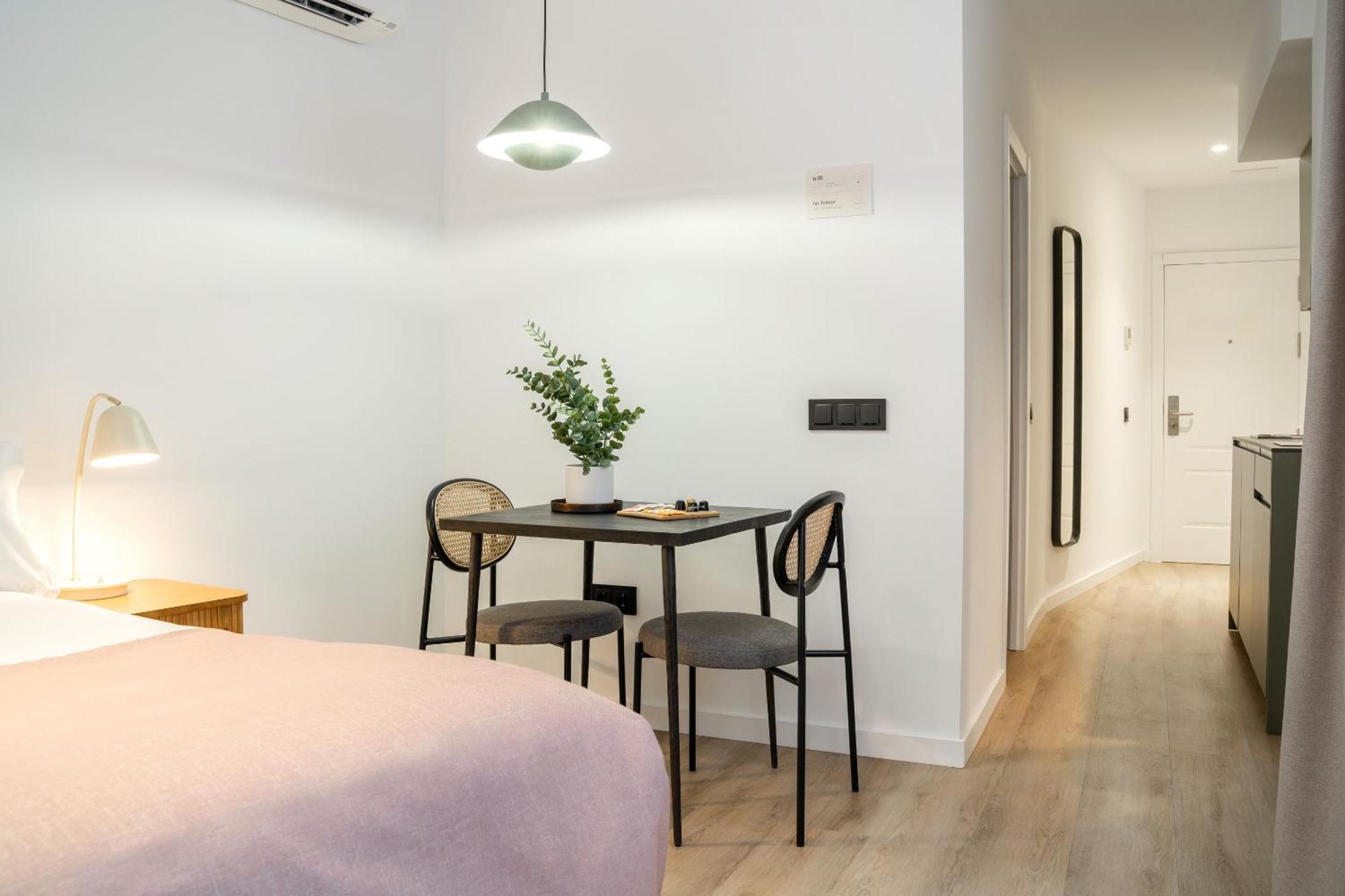 Limehome Malaga Calle Victoria Phòng bức ảnh