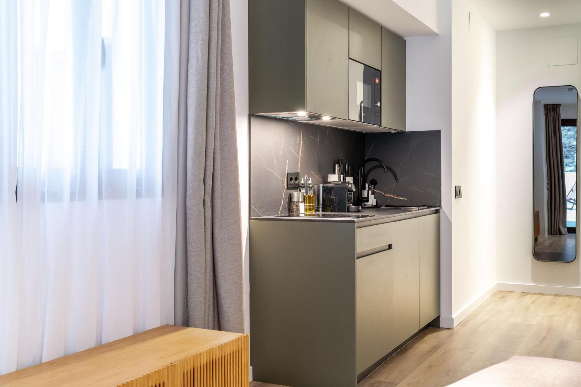 Limehome Malaga Calle Victoria Phòng bức ảnh