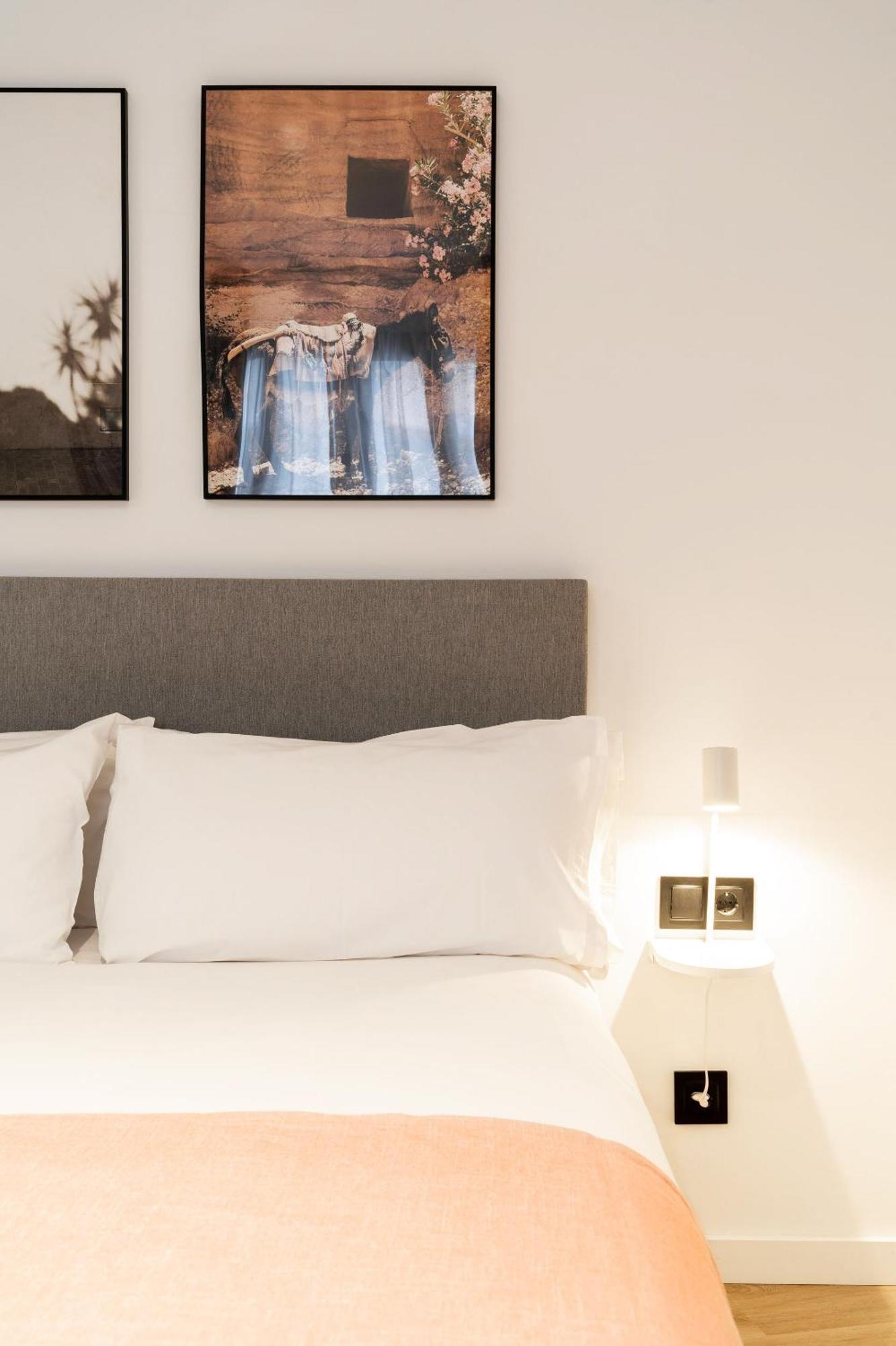 Limehome Malaga Calle Victoria Phòng bức ảnh