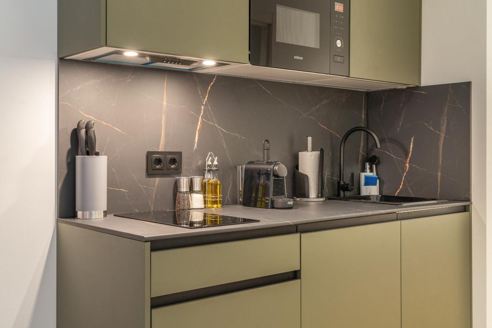 Limehome Malaga Calle Victoria Ngoại thất bức ảnh