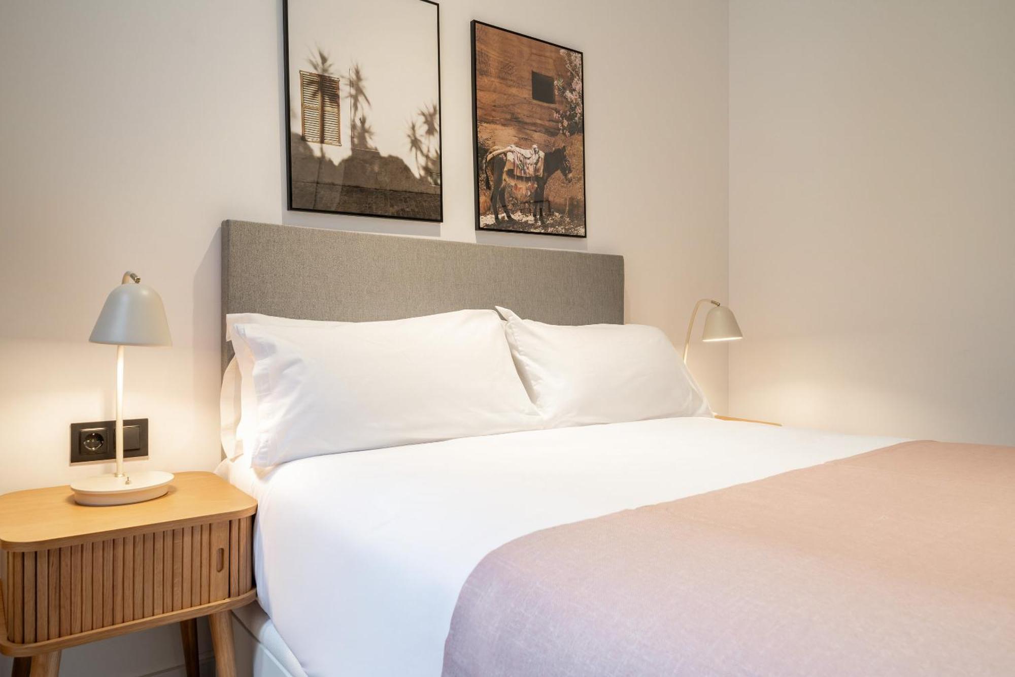 Limehome Malaga Calle Victoria Phòng bức ảnh