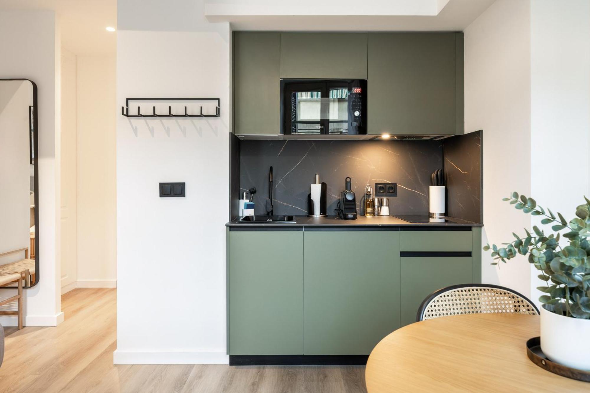 Limehome Malaga Calle Victoria Ngoại thất bức ảnh
